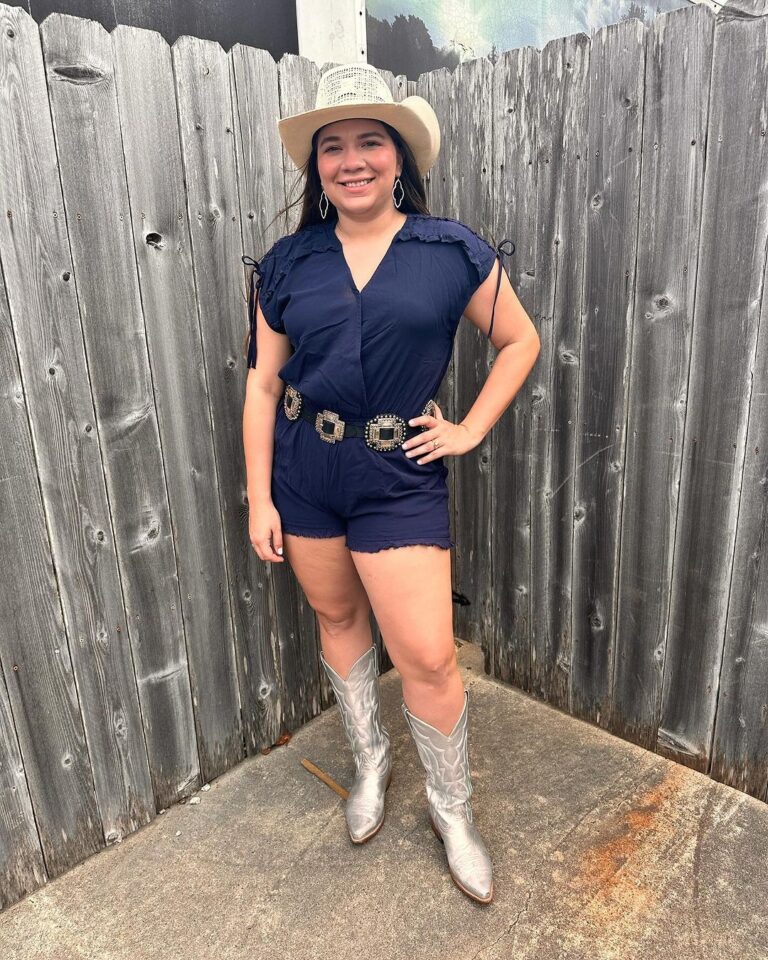 Chic Country Concert Style