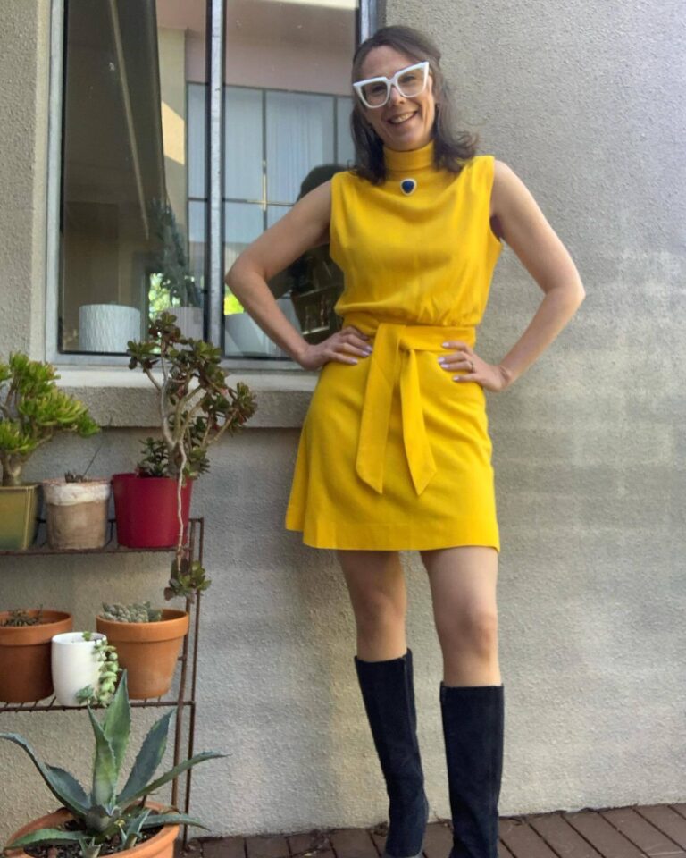 Retro Yellow Chic